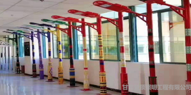 蘭州太陽(yáng)能路燈廠家直銷(xiāo),燈